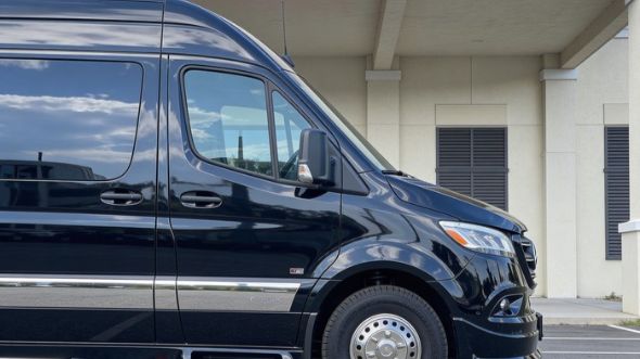 beaumont 12 passenger sprinter van