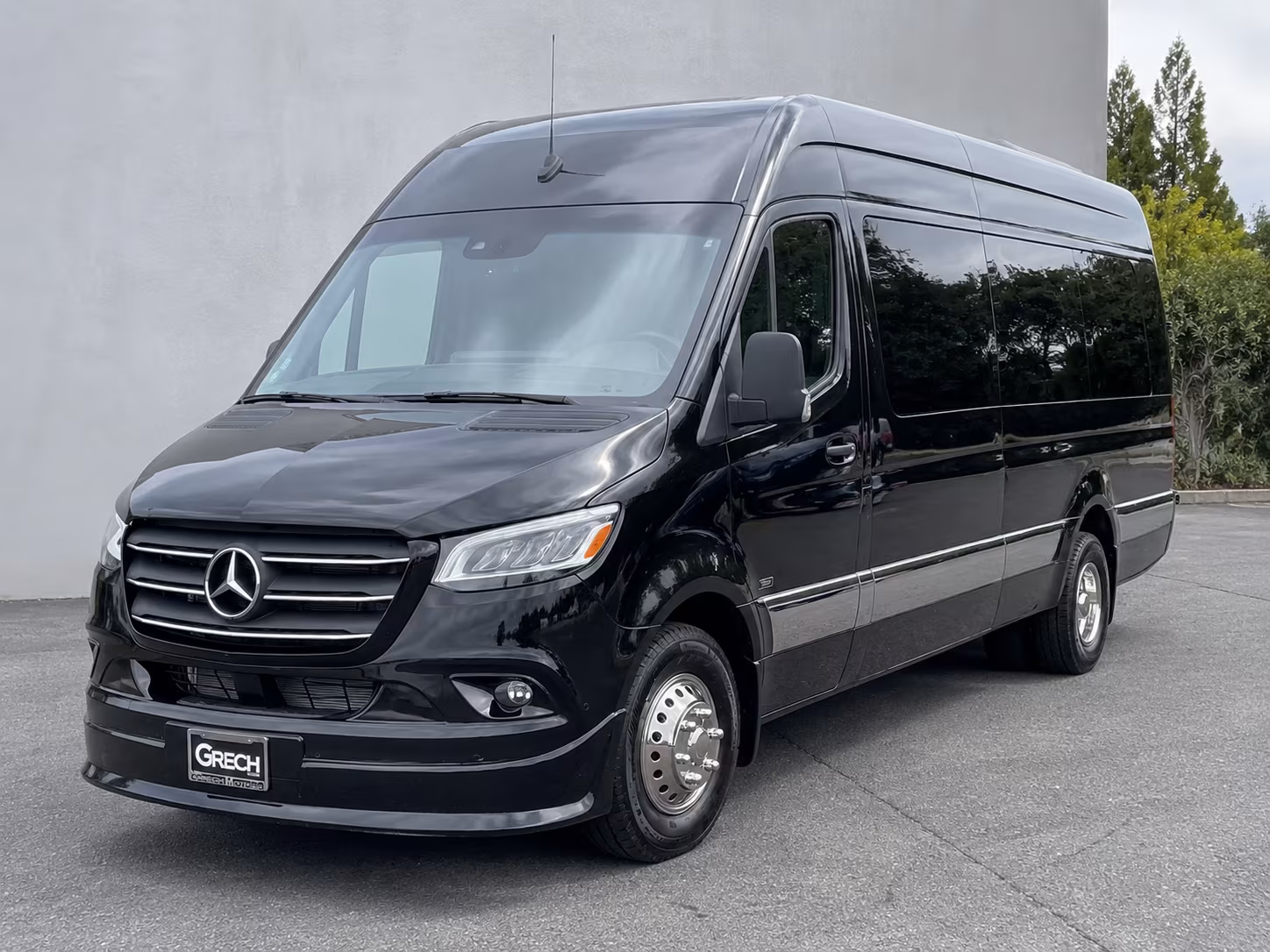 beaumont night out sprinter van rentals for friend groups anniversary dinners and private group travel