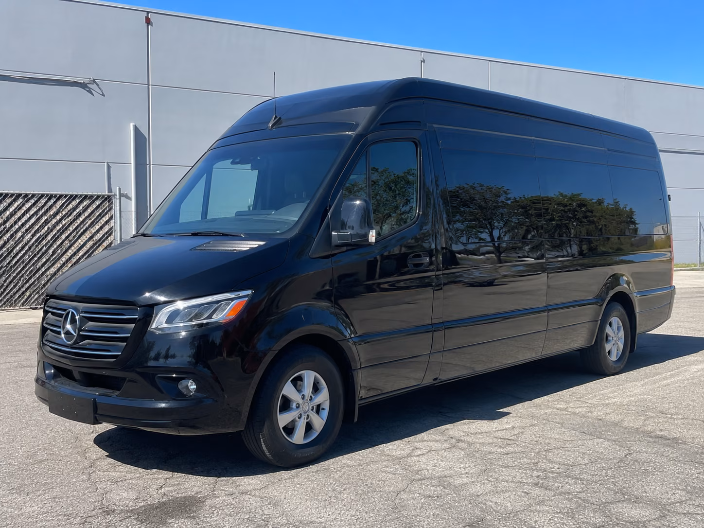 late night and red eye sprinter van airport transfers serving beaumont at any hour