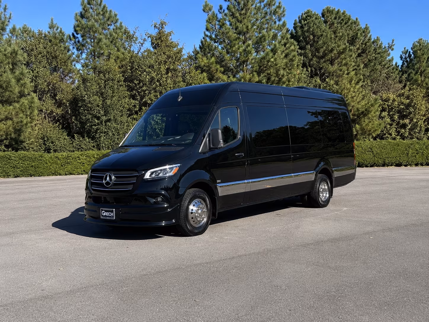 shift change and any hour employee sprinter van transportation in beaumont